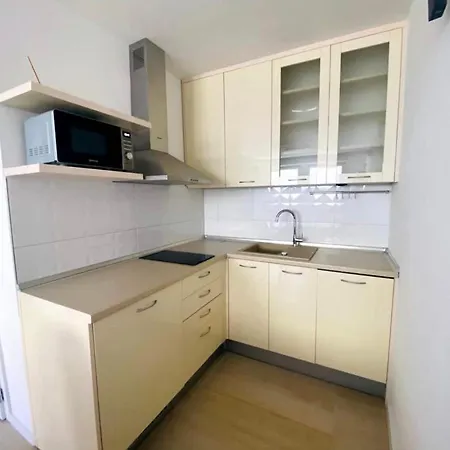 شقة In Prestigious Building/ Main Street سراييفو